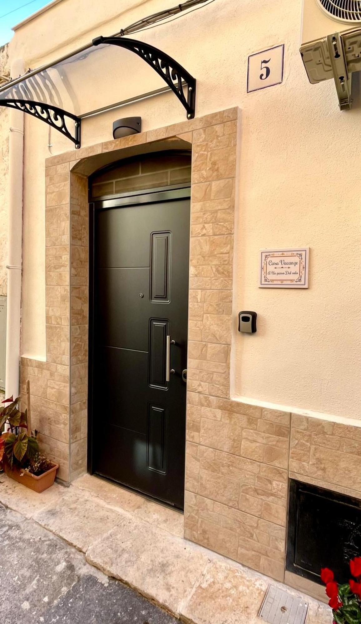 Casa Vacanze A Un Passo Dal Volo Bari Esterno foto